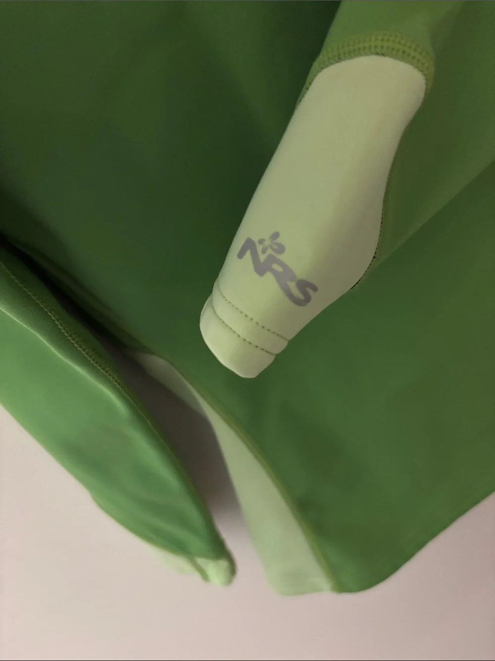 NRS long sleeve women’s hydroskin ls shirt   green Medium 0.5mm